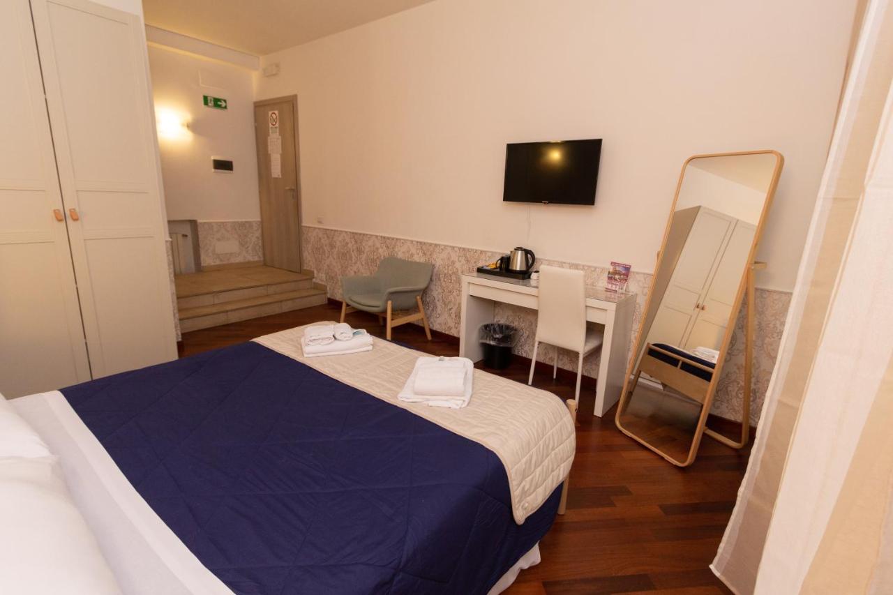 Aurelio Deluxe Rooms Roma Dış mekan fotoğraf